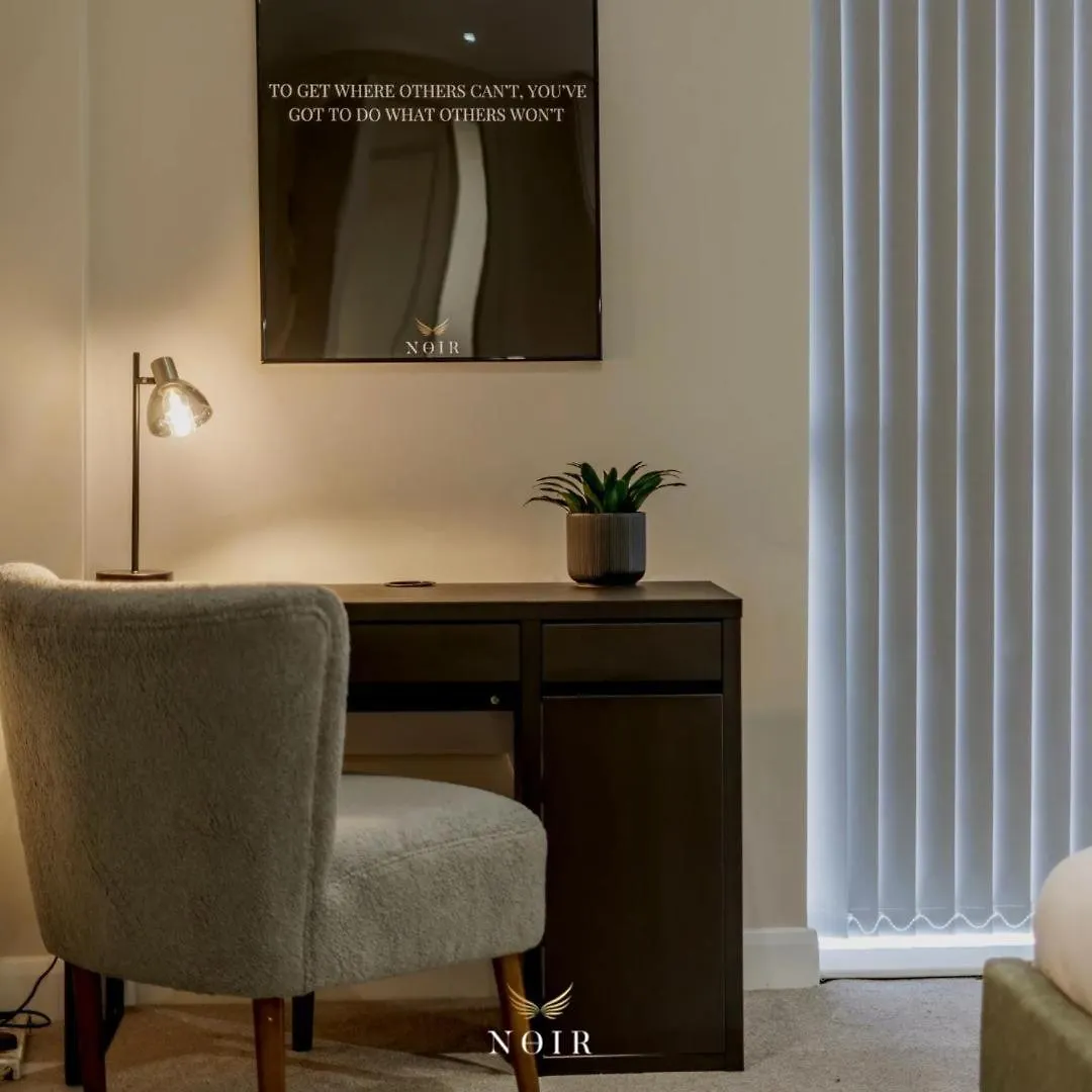 Noir - Leeds City Centre Apartment  Leeds (West Yorkshire)
