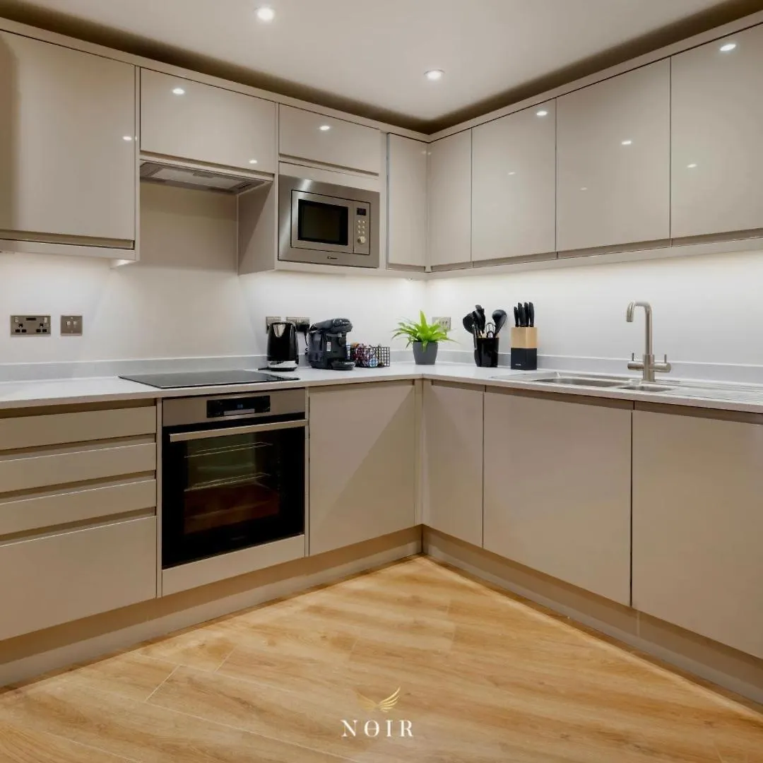 Noir - Leeds City Centre Apartment United Kingdom